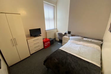 10 bed house, Richmond  grove, Victoria park, Manchester, M130DP - Image 6