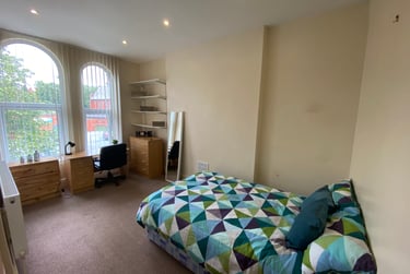 2 bed flat, Portland Cresent, Victoria park, Manchester, M130BU - Image 5
