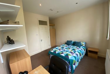 2 bed flat, Portland Cresent, Victoria park, Manchester, M130BU - Image 8