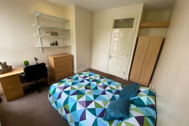 2 bed flat, Portland Cresent, Victoria park, Manchester, M130BU - Image 9