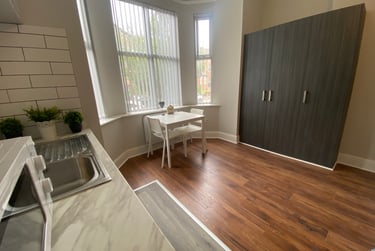 1 bed studio, Egerton Road, Fallowfield, Manchester, M146RA - Image 10