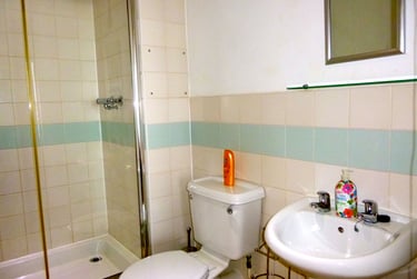 2 bed flat, Upper College Street, City centre, Nottingham, NG15BJ - Image 12