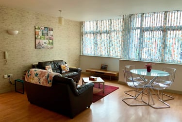 2 bed flat, Portland road, Canning circus, Nottingham, NG74HS - Image 3