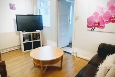 3 bed house, Tower Road, Southsea, Portsmouth, PO49AX - Image 3