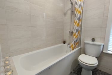 5 bed house, Min walk to Uni, Near university, Portsmouth, PO40BB - Image 9