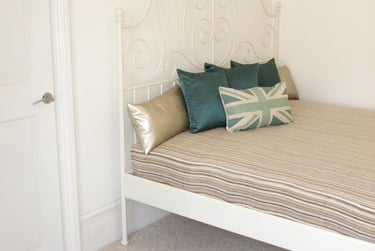 5 bed house, Min walk to Uni, Near university, Portsmouth, PO40BB - Image 9