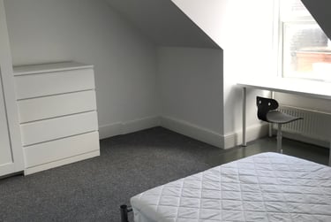 6 bed house, Portland Street, Newtown, Exeter, EX12EQ - Image 5