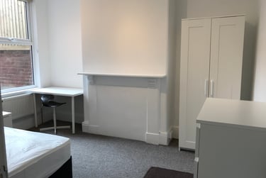 6 bed house, Polsloe Road, Mount pleasant, Exeter, EX12HL - Image 9