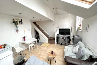 4 bed flat, Central Road, West Didsbury, Manchester, M204ZD - Image 3