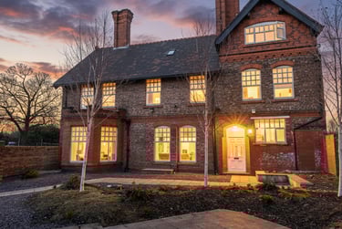 5 bed house, Salford, Pendleton, M67HL - Image 1