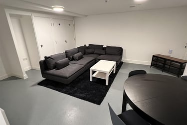 8 bed house, Crescent, Castlefield, Salford, M54PF - Image 3