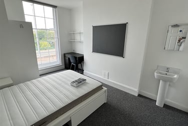 8 bed house, Crescent, Castlefield, Salford, M54PF - Image 11