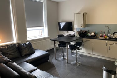 5 bed house, Salford, Seedley, M67HL - Image 2