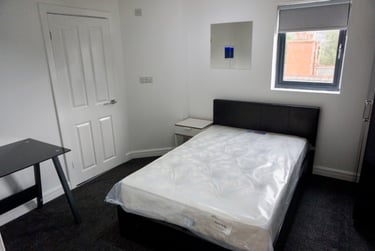 5 bed house, Salford, Langworthy, M67FX - Image 8