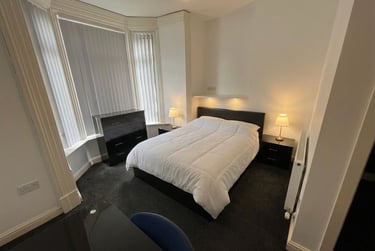 1 bed house, 54 Fitzwarren Street, City Centre, Salford, M65JF - Image 1