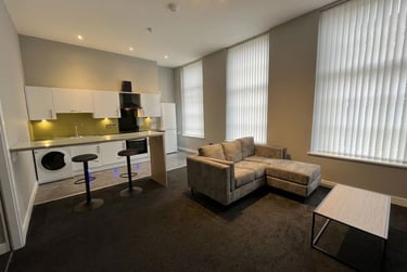 2 bed flat, Encombe Place, Castlefield, Salford, M36FJ - Image 2