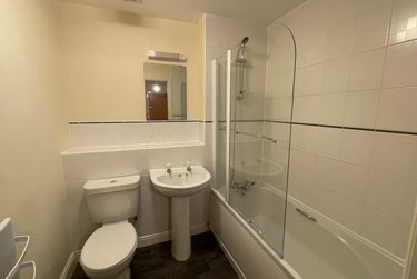 2 bed flat, 83 Riverside Drive, City Centre, Lincoln, LN57PB - Image 6