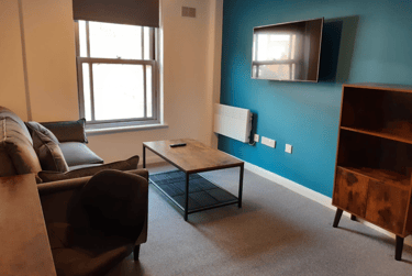 1 bed flat, 1A Monks Road, City Centre, Lincoln, LN25HL - Image 1