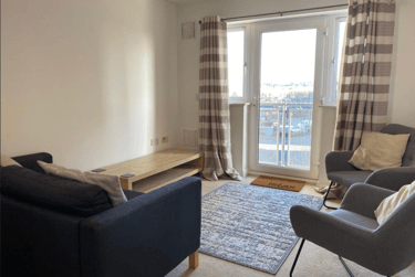 2 bed flat, Picton Street, West End, Lincoln, LN67FR - Image 2