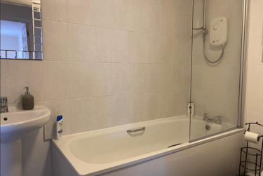 2 bed flat, Picton Street, West End, Lincoln, LN67FR - Image 4