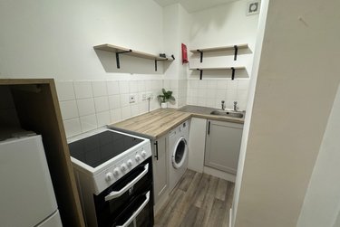 1 bed flat, 1 Monks Road, City Centre, Lincoln, LN25HL - Image 2