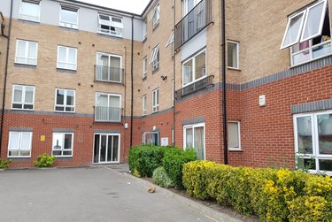 2 bed flat, 20 Tanners Court, City Centre, Lincoln, LN57AG - Image 9