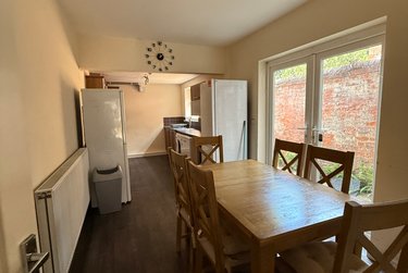 5 bed house, 28 Newstead Grove, Arboretum, Nottingham, NG14GZ - Image 3