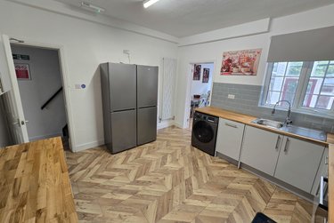 1 bed house, 117 Ilkeston Road, Radford, Nottingham, NG73HE - Image 2