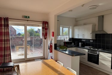 6 bed house, 50 Clifford Street, Radford, Nottingham, NG73GU - Image 1