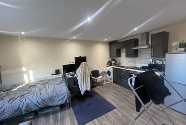 1 bed studio, 72B Derby Grove, Radford, Nottingham, NG71PF - Image 3