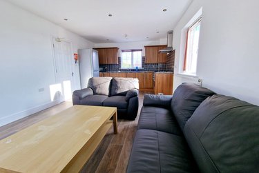 2 bed flat, Bawas Place, Radford, Nottingham, NG73LN - Image 1