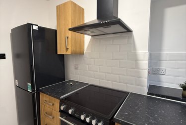 2 bed flat, 20 Birkin Avenue, Radford, Nottingham, NG75AF - Image 4