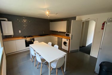 6 bed house, Denison Street, Radford, Nottingham, NG73PH - Image 5