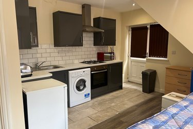 1 bed studio, 72A Derby Grove, Radford, Nottingham, NG71PF - Image 14