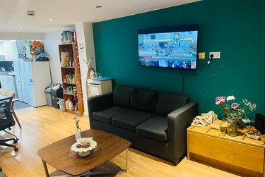 6 bed house, 11 Frederick Grove, Lenton, Nottingham, NG71SG - Image 2