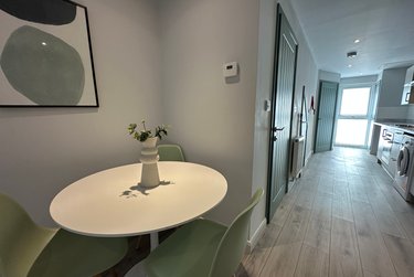 2 bed flat, Chelmsford Street, City Centre, Lincoln, LN57BX - Image 3