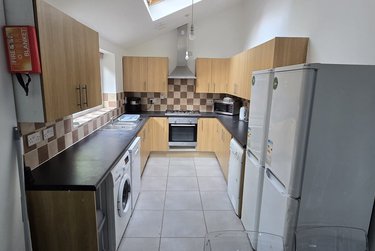 5 bed house, 136 Lenton Boulevard, Radford, Nottingham, NG72BZ - Image 1