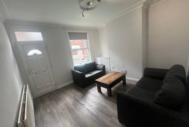 4 bed house, 3 Palin Street, Radford, Nottingham, NG75AD - Image 2