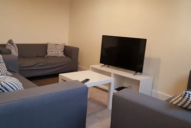 5 bed house, 3a Monks Road, City Centre, Lincoln, LN25HL - Image 2