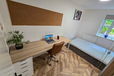 6 bed house, Denison Street, Radford, Nottingham, NG73PH - Image 2