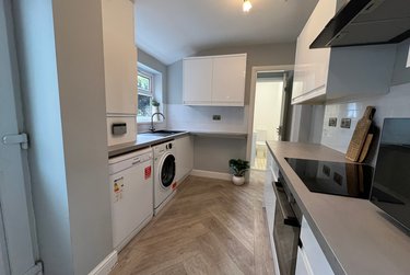 4 bed house, 23 Drake Street, West End, Lincoln, LN11PP - Image 2