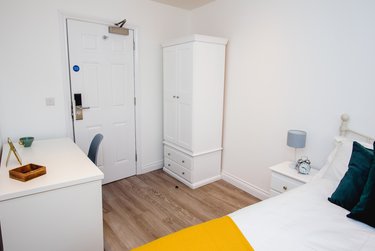 3 bed flat, 25 Lister Gate, Lace Market, Nottingham, NG17DE - Image 4