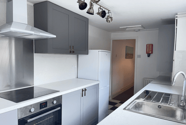 4 bed house, 14 Pennell Street, St Catherines, Lincoln, LN57TA - Image 2