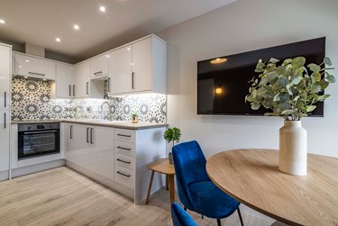 2 bed flat, Powell House, City Centre, Lincoln, LN57AA - Image 2