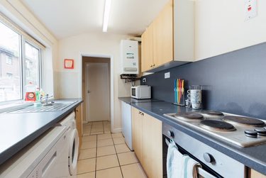 4 bed house, 6 Charles Street West, West End, Lincoln, LN11QP - Image 2