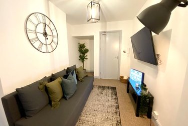 2 bed flat, Flat 3, 32 Portland Street, City Centre, Lincoln, LN57JX - Image 5