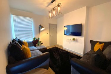 3 bed house, Flat 2, 32 Portland Street, City Centre, Lincoln, LN57JX - Image 2