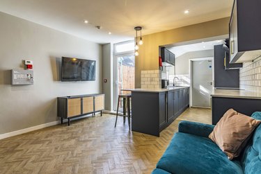 6 bed house, 68 Foster Street, St Catherines, Lincoln, LN57QF - Image 2