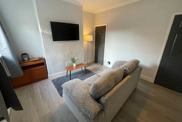 2 bed house, 1 Kirkby Street, St Catherines, Lincoln, LN57UA - Image 1