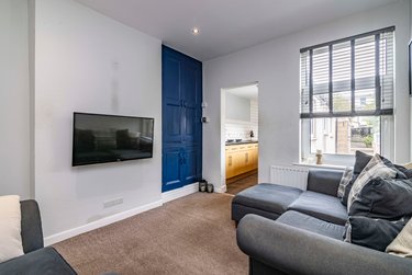 3 bed house, 55 Thesiger Street, City Centre, Lincoln, LN57UY - Image 1